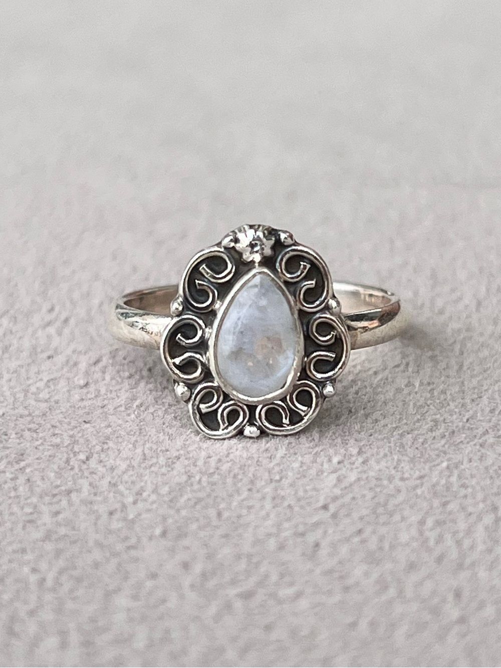 Artisan Sterling Silver Teardrop Rainbow Moonstone Ring Size 8